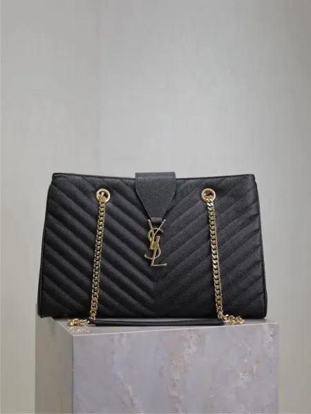 Saint Laurent Monogramme Chain Bag Black Quilted Leather Shoulder Bag - 1