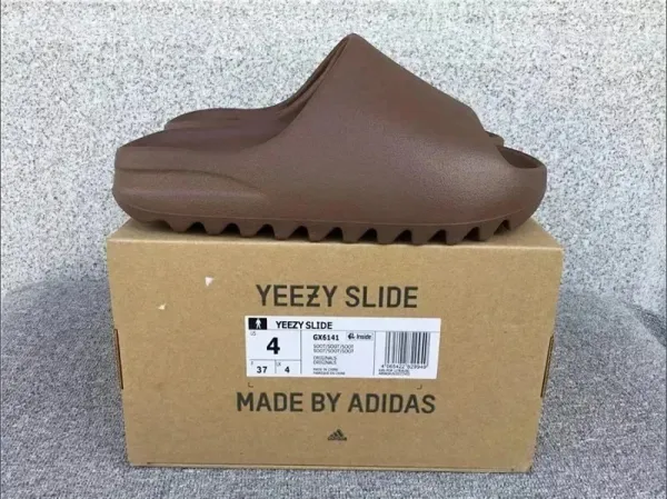 Adidas Adilette Comfort Black Slippers - 9