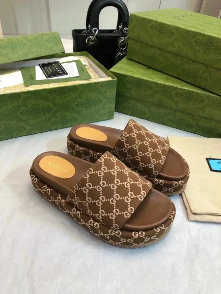 Gucci GG Marmont Slide Sandals Brown Monogram Platform Slippers - 1