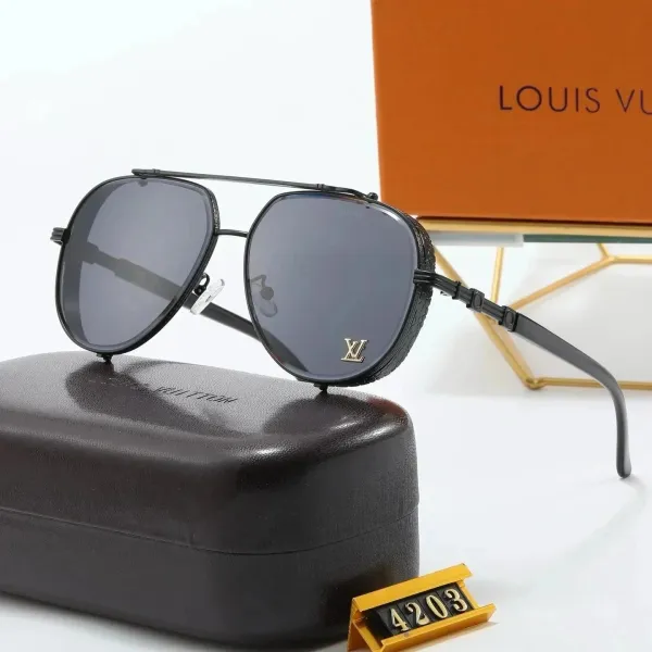 Versace 4210 Black Acetate Sunglasses with Medusa Hardware - 6