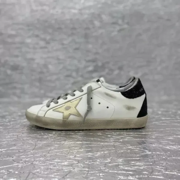 Golden Goose Superstar White Red Star Distressed Sneakers - 13