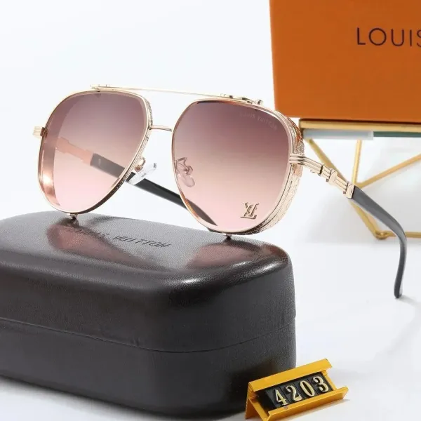 Versace 4210 Black Acetate Sunglasses with Medusa Hardware - 8