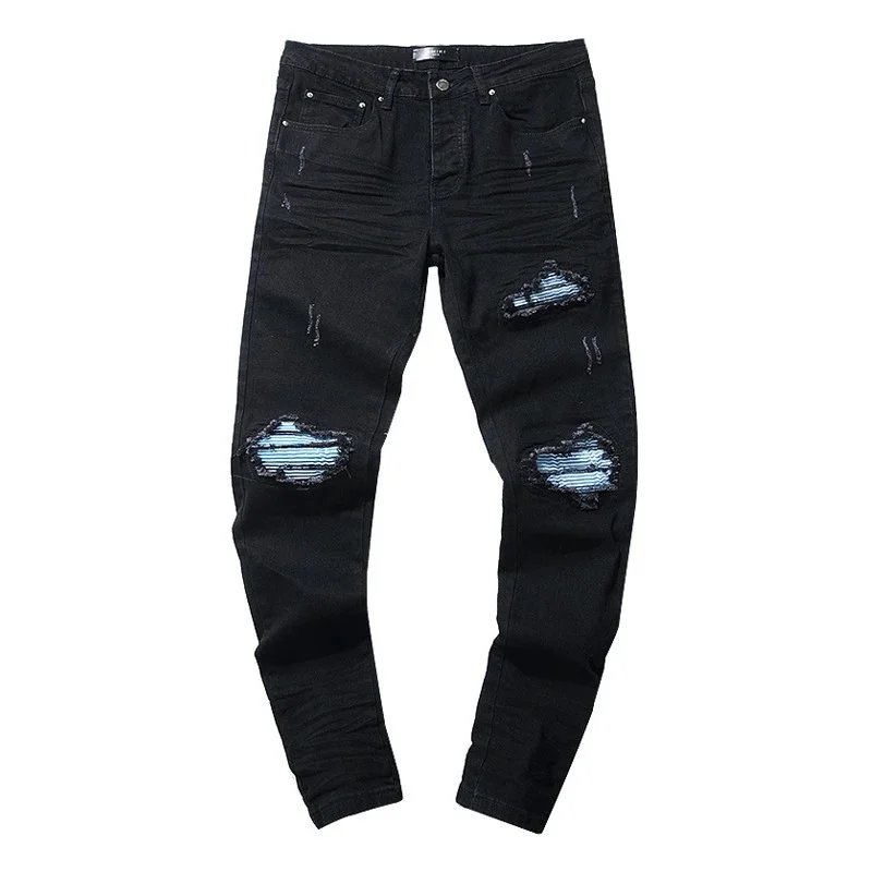 Saint Tears Sacred Heart Embroidered Light Wash Jeans - 3