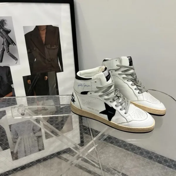 Golden Goose Sky-Star White Red Star Sneakers - 3
