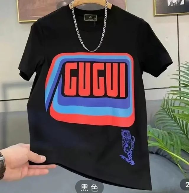 Gucci T-Shirts Short-Sleeve Graphic Print T-Shirt product detail image 3