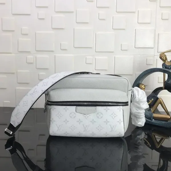 Louis Vuitton Monogram Eclipse Navy Blue Camera Bag - 4