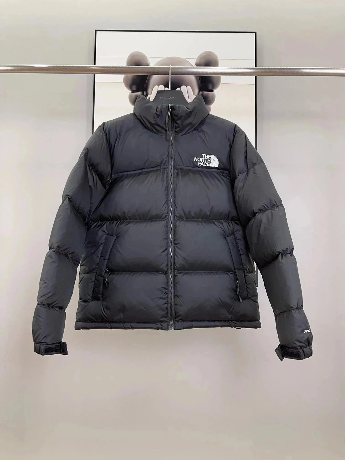 The North Face 1996 Retro Nuptse Jacket Orange / Black Down Jacket product detail 2 in Litbuy spreadsheet finds