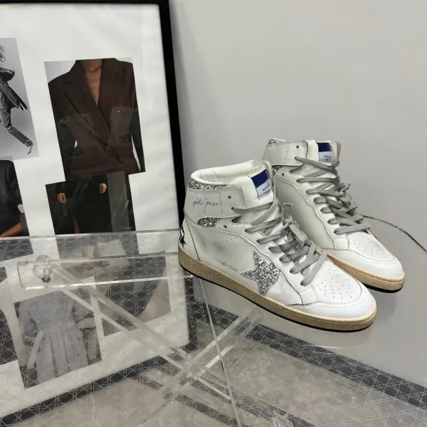 Golden Goose Sky-Star White Red Star Sneakers - 7