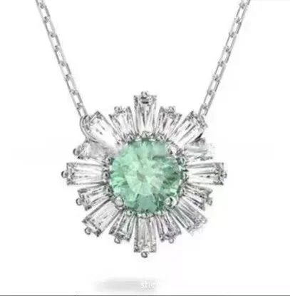 Design Sunburst Green Gemstone Pendant Necklace