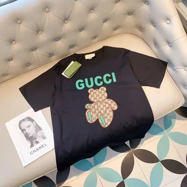 Gucci T-Shirts Short-Sleeve Graphic Print T-Shirt product detail image 5