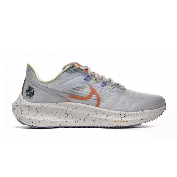Nike ZoomX Invincible Run 4 x Sanrio Cinnamoroll Gray Orange Running Shoes - 2