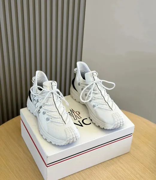 Moncler Genius Tabi Sneakers White Chunky Sneakers - 1