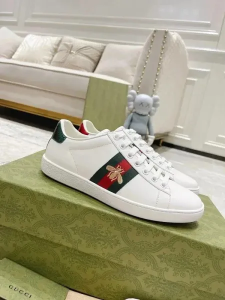 Gucci Ace Pineapple Embroidered White Sneakers - 8