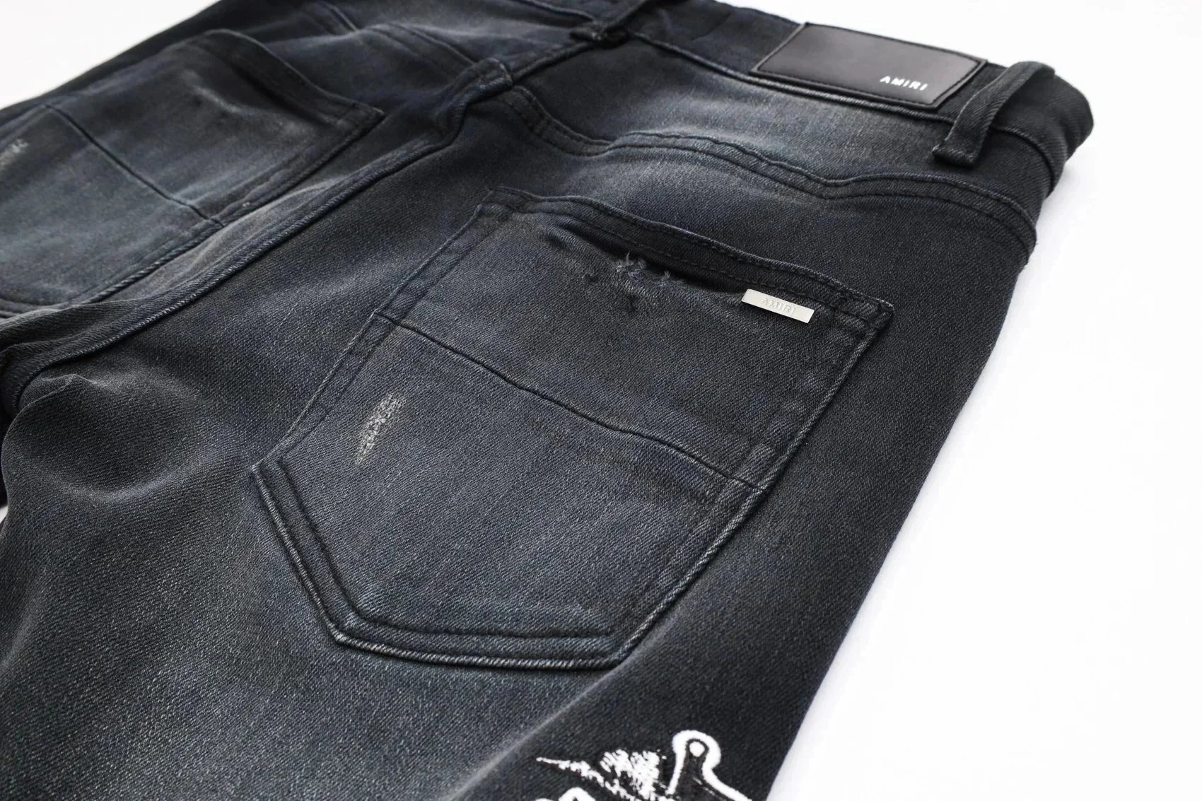 Amiri Embroidered Logo Distressed Black Skinny Jeans - 9