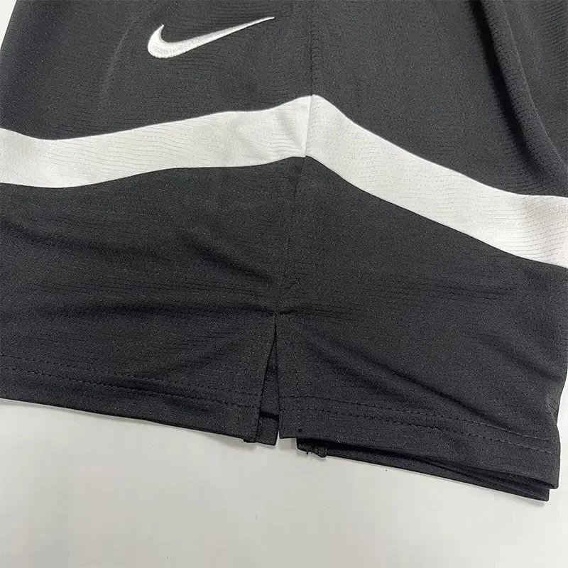 Nike Swoosh Graphic Shorts White/Red/Black - 6