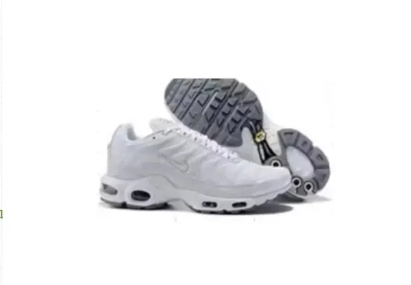 Nike Air Max Plus Black/Red Sneakers - 30