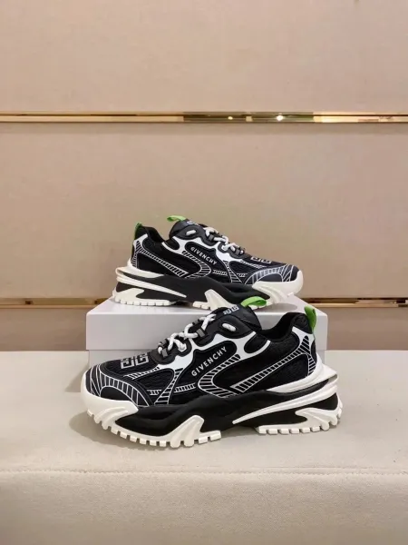Givenchy Urban Runner Black White Green Transparent Sneakers - 10