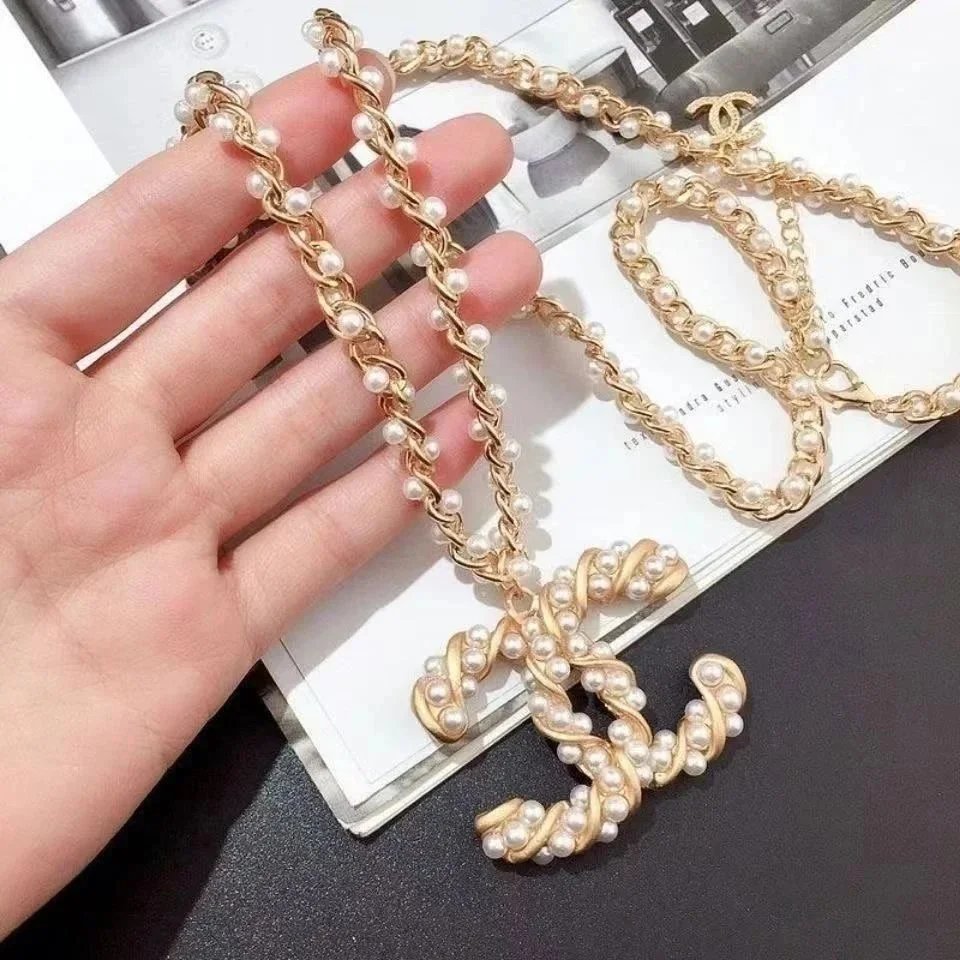 Chanel CC Pearl-Embellished Gold Chain Necklace - 3