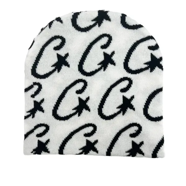 Gucci GG Star Print White Beanie - 1