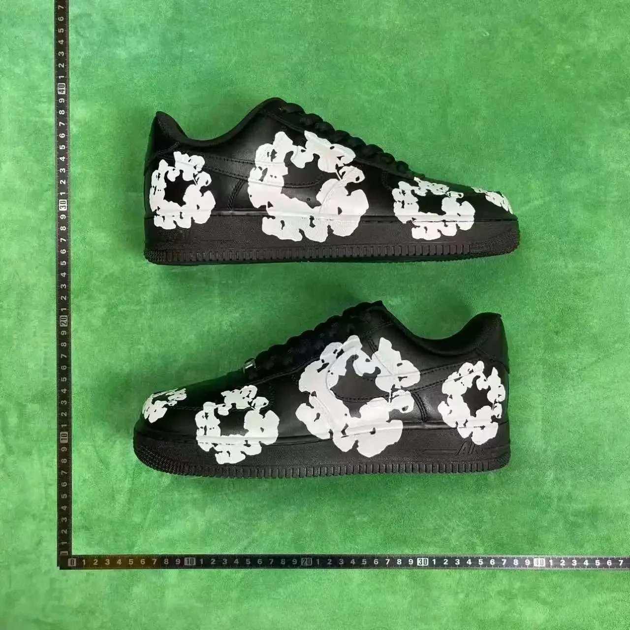 Nike Air Force 1 Low White Black Splatter x Ghostbusters Socks Set - 8