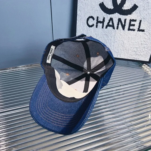 Miu Hats Distressed Logo Baseball Cap product detail image 8