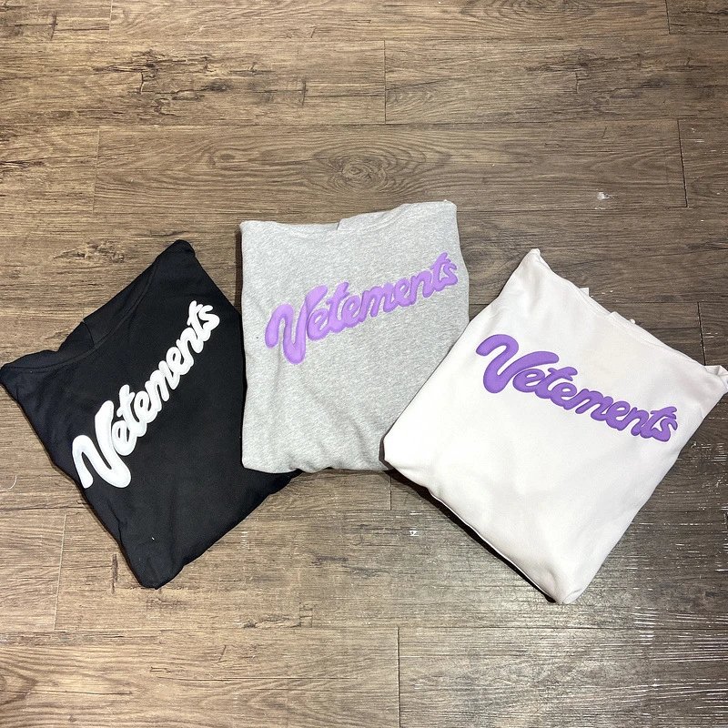 Vetements Logo Print Oversized Hoodie Multicolor