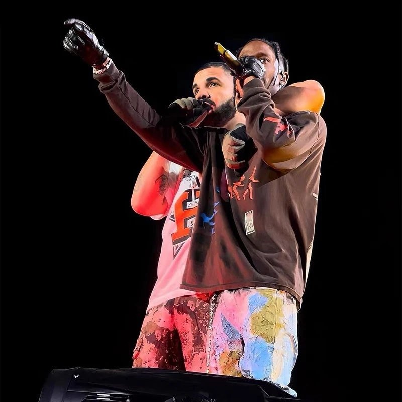 Travis Scott Astroworld Graphic Long Sleeve Tee Brown
