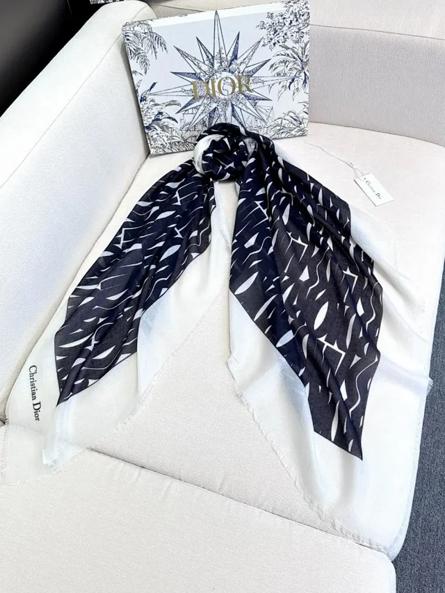 Dior Scarves Fringed logo-pattern product detail image 7