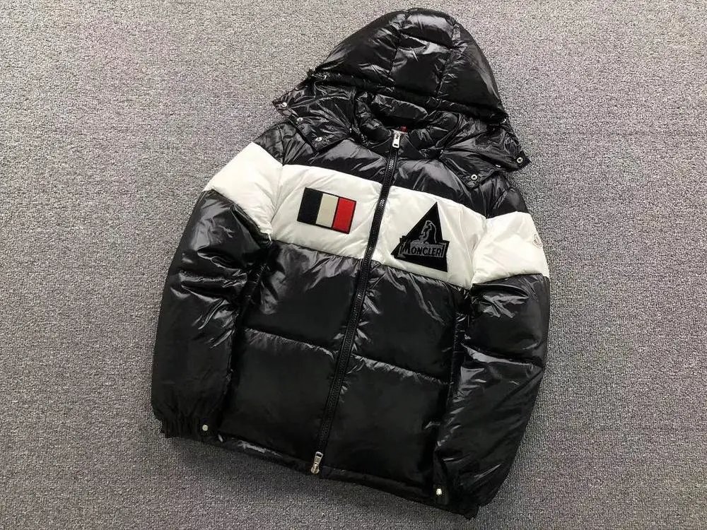 Moncler Down Jackets Hooded color-block puffer jacket image 5