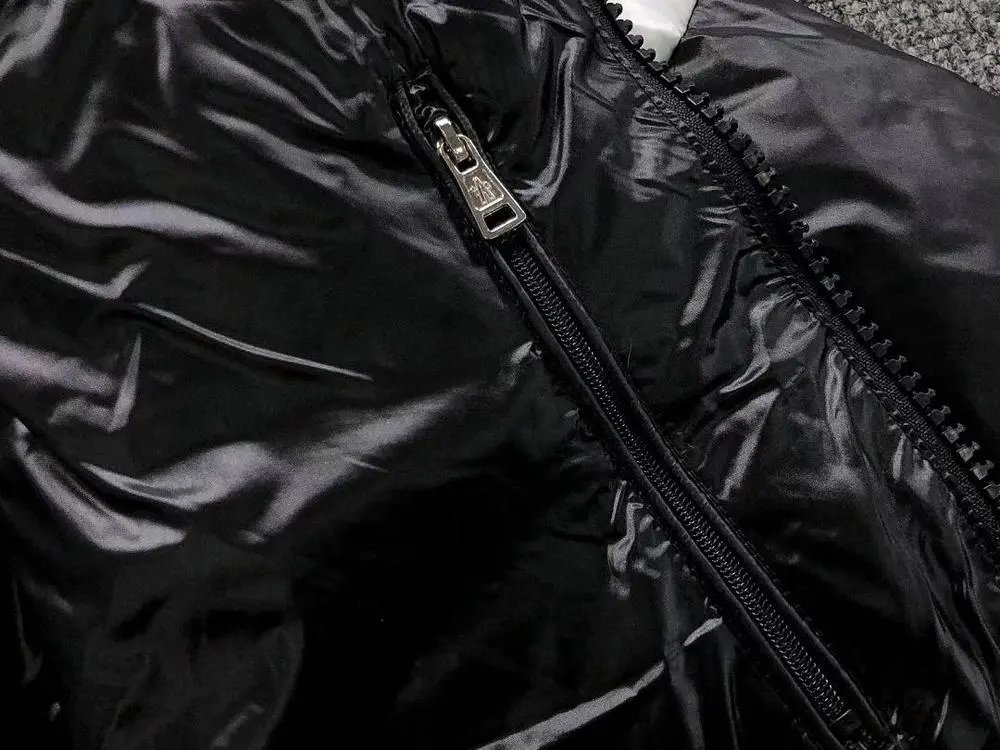 Moncler Down Jackets Hooded color-block puffer jacket image 8