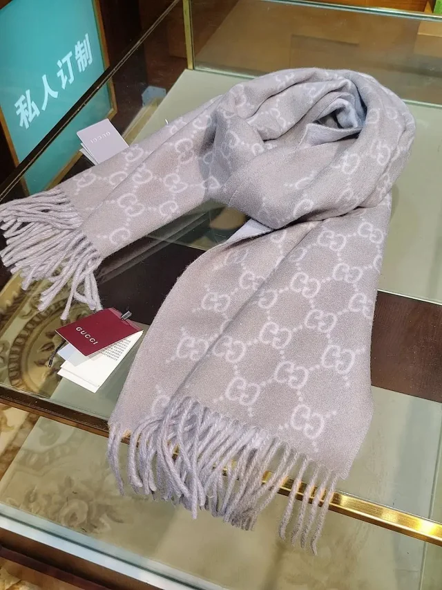 Gucci Scarves GG Monogram Fringed Scarf product detail image 4