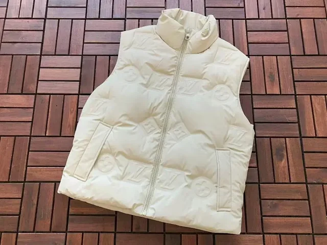 Louis Vuitton Vests Monogram quilted puffer vest product detail image 2