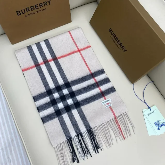 Burberry Scarves Fringed check scarf product detail image 1