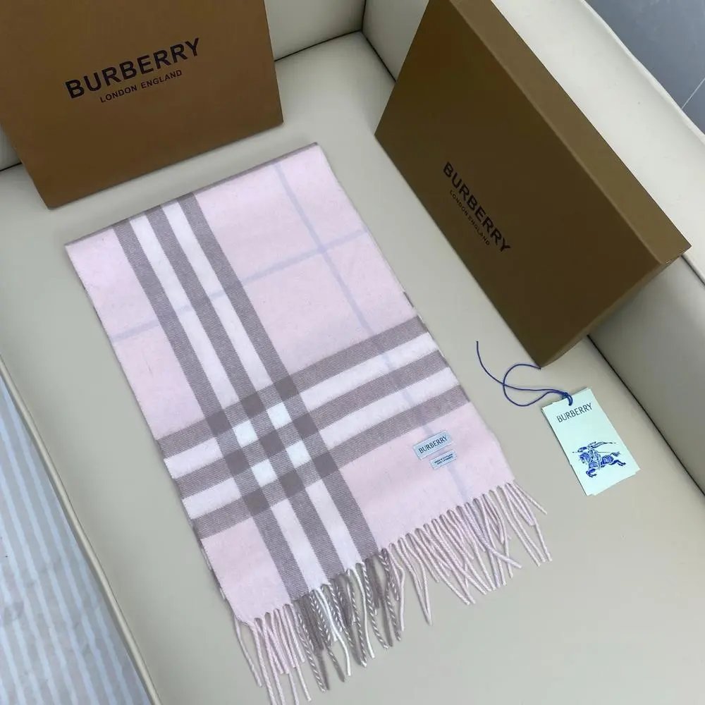 Burberry Scarves Fringed check scarf image 7