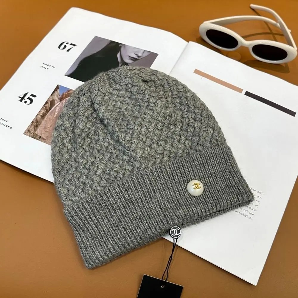 Chanel Hats Knitted cuff beanie with logo button — Style 10