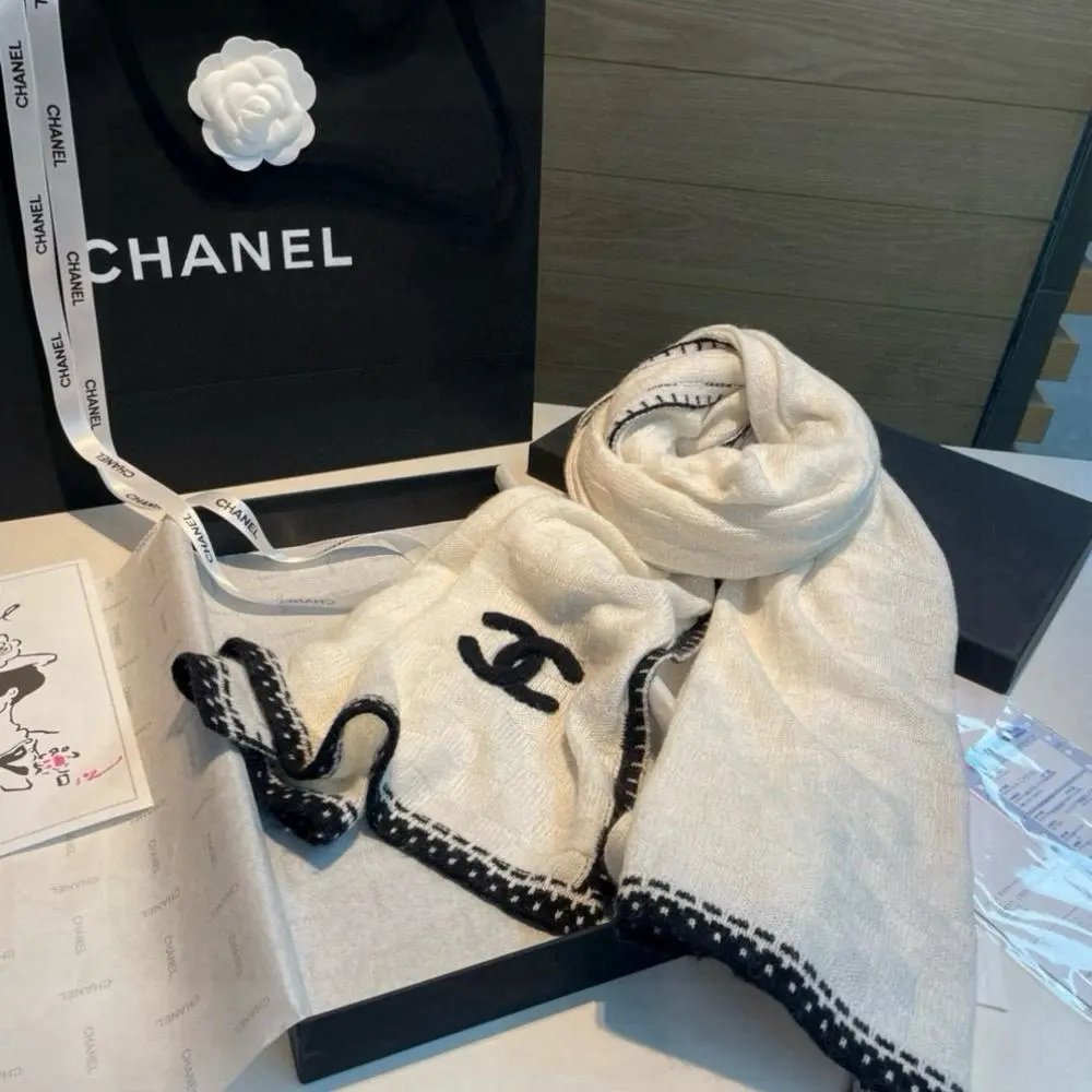 Chanel Scarves CC logo knit scarf image 5