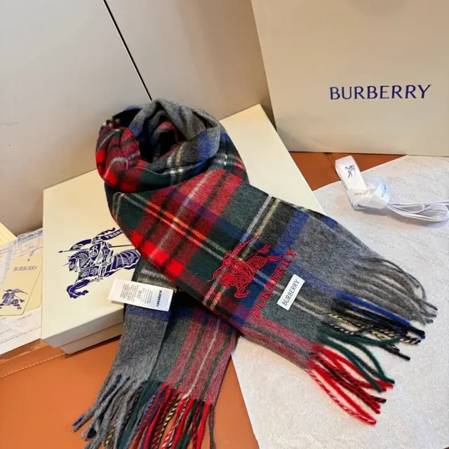 Burberry Scarves Fringed Scarf product detail image 2