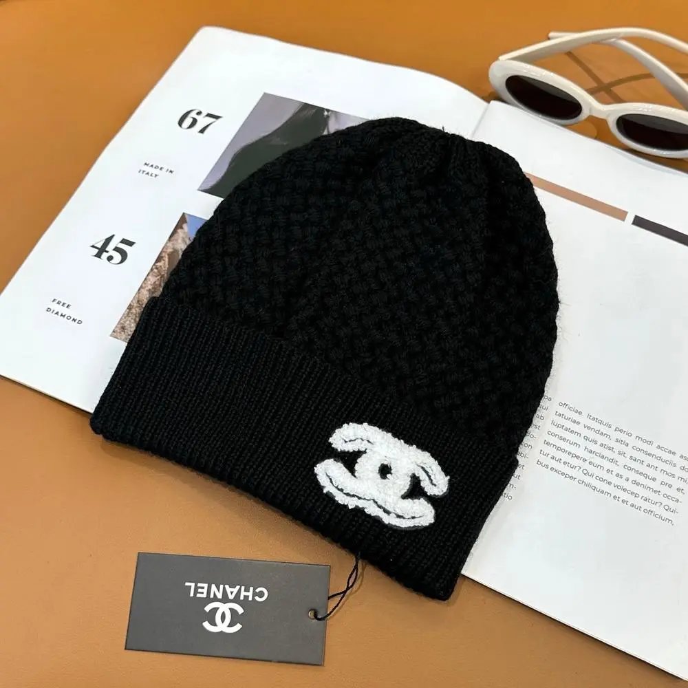 Chanel Hats Knitted beanie with CC logo patch — Style 9