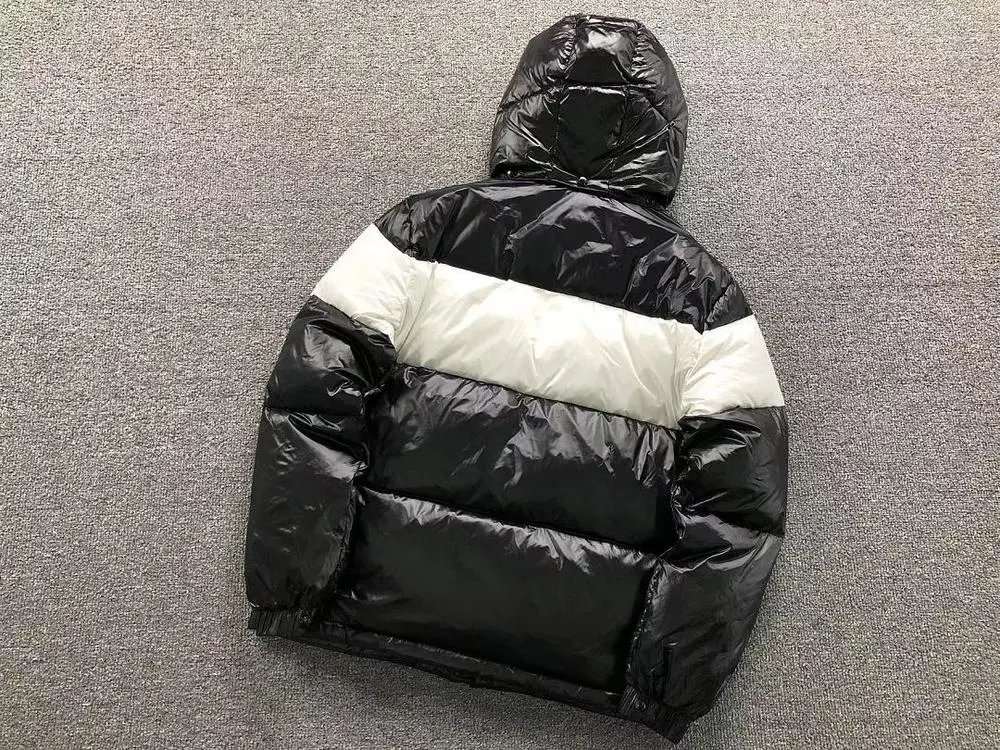 Moncler Down Jackets Hooded color-block puffer jacket image 6