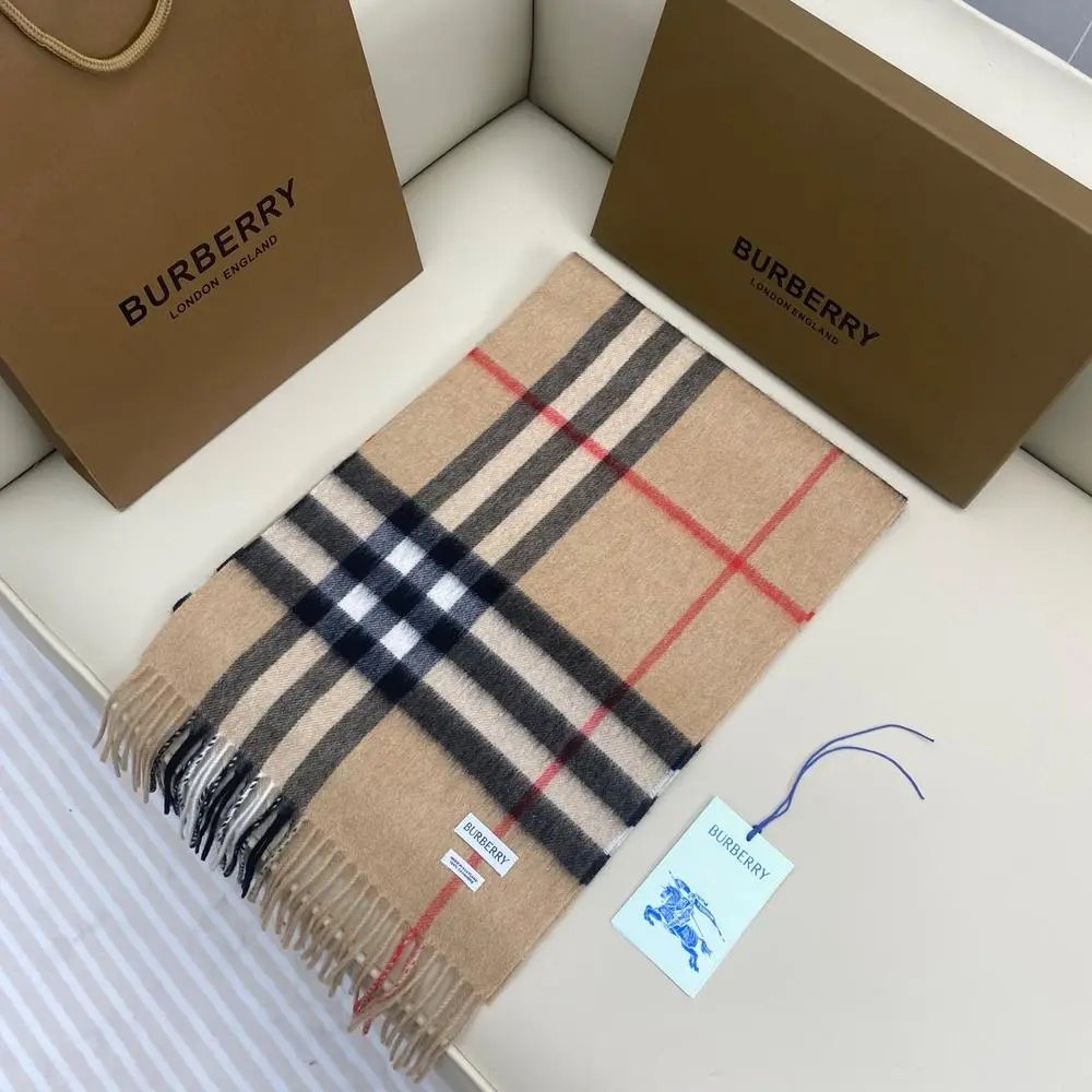 Burberry Scarves Fringed check scarf image 9