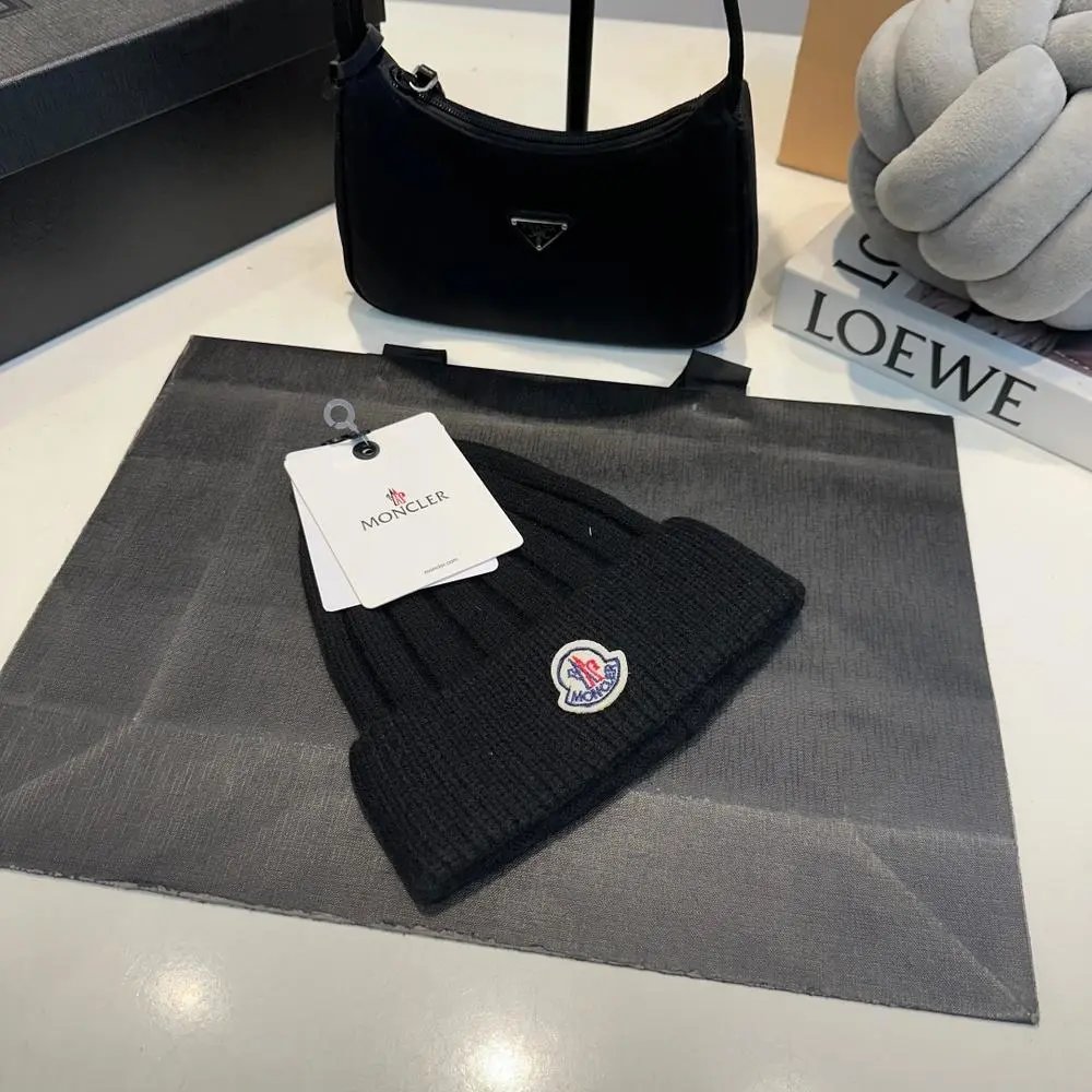 Moncler Hats Rib-knit cuffed beanie with logo patch — Style 2