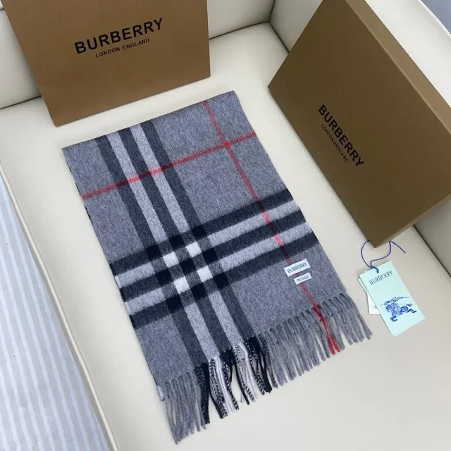 Burberry Scarves Fringed check scarf product detail image 7