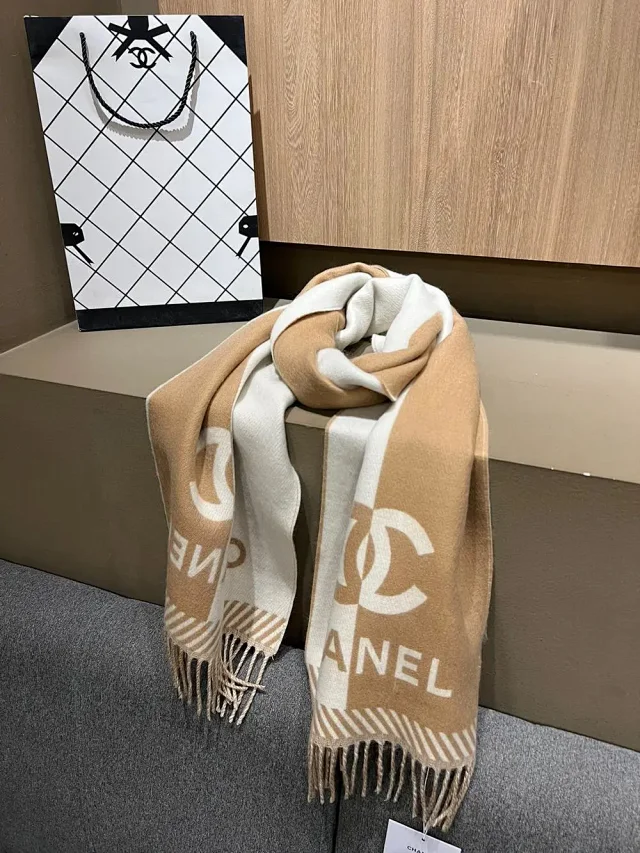 Chanel Scarves Logo Knit Fringe Scarf product detail image 3