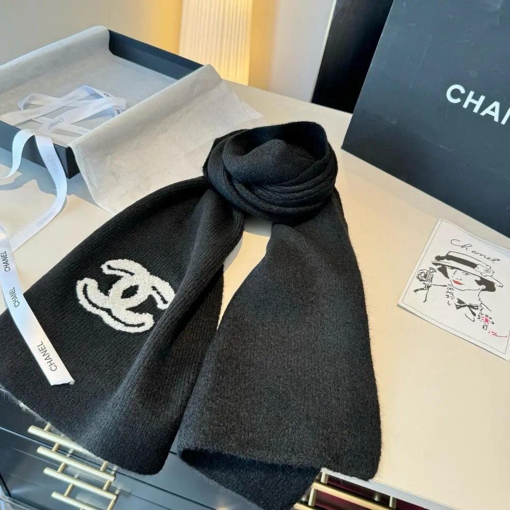 Chanel Scarves CC logo knit scarf image 3