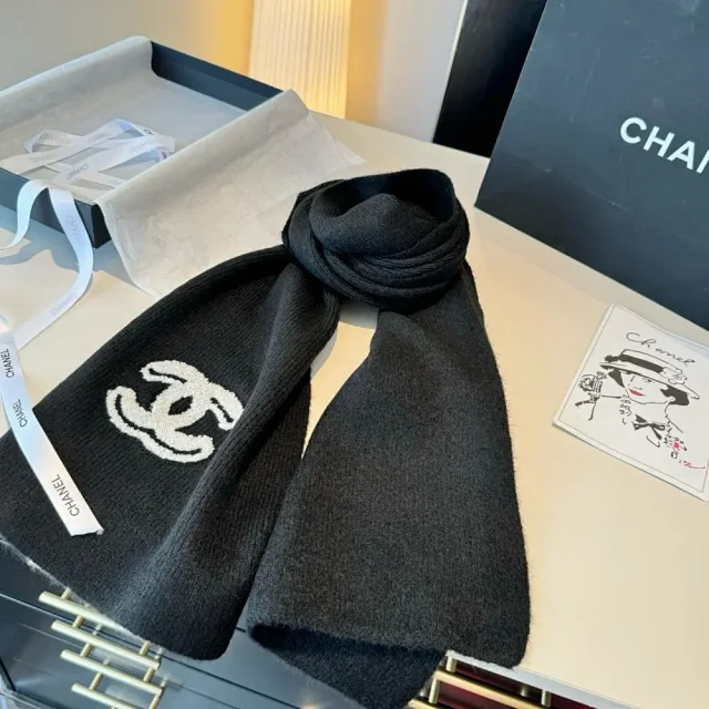 Chanel Scarves CC logo knit scarf product detail image 3