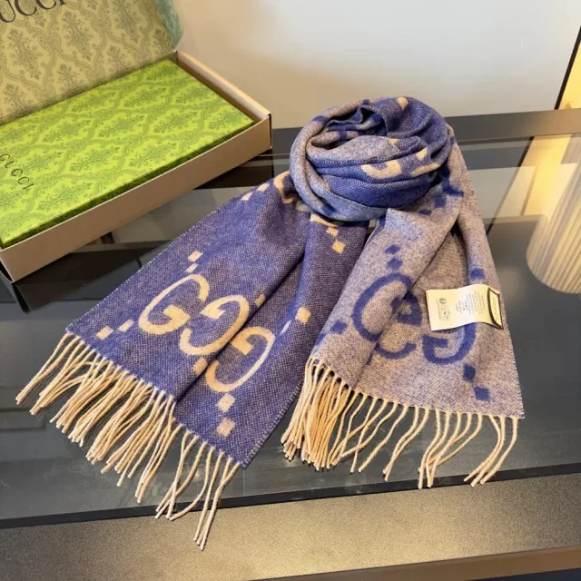 Gucci Scarves GG Monogram Fringed Scarf product detail image 9