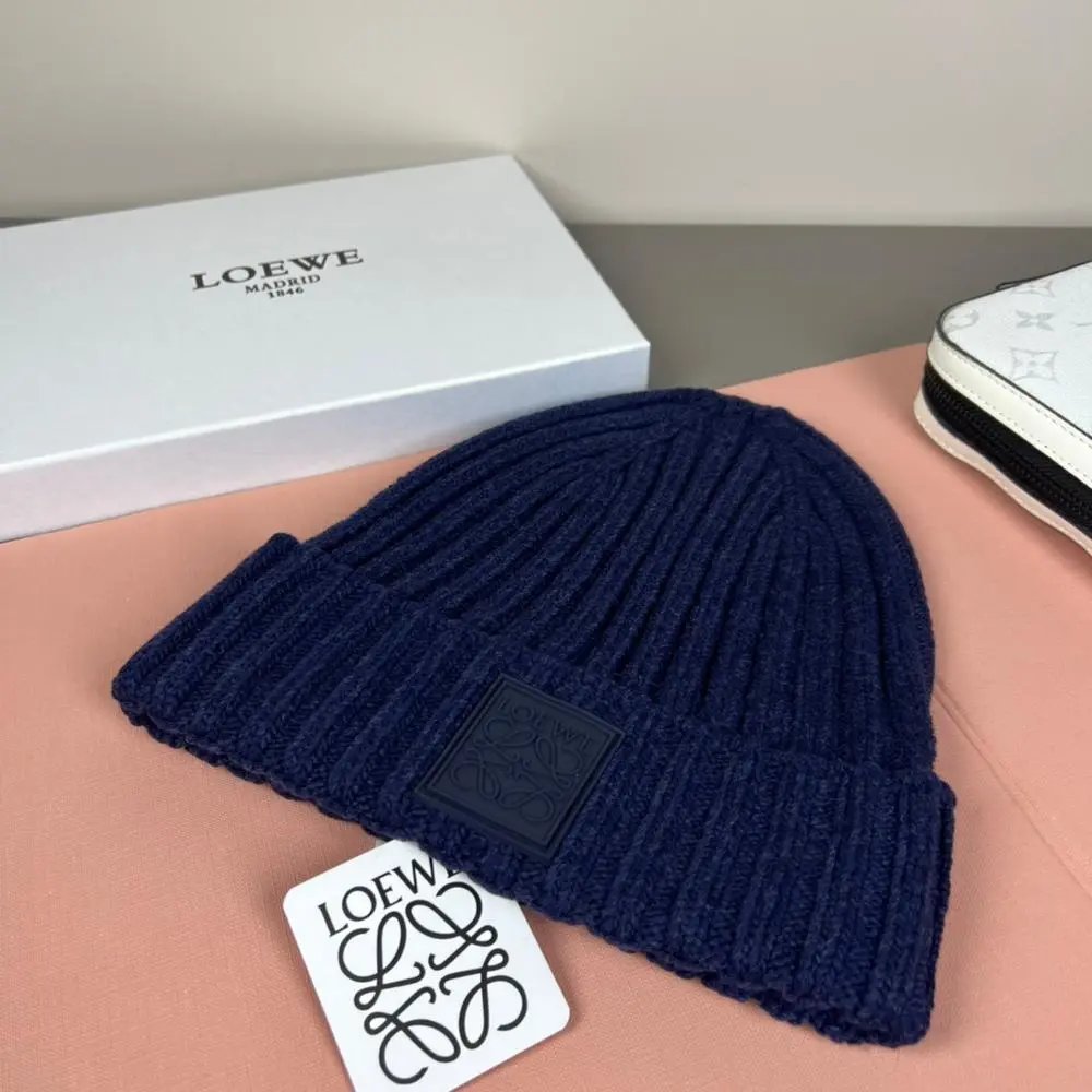 Loewe Hats Rib-knit logo beanie — Style 12