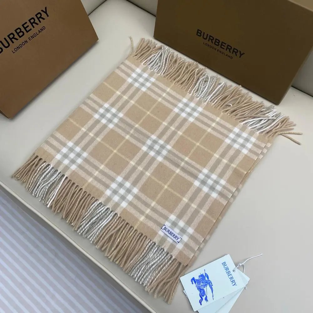 Burberry Scarves Fringed check scarf image 3