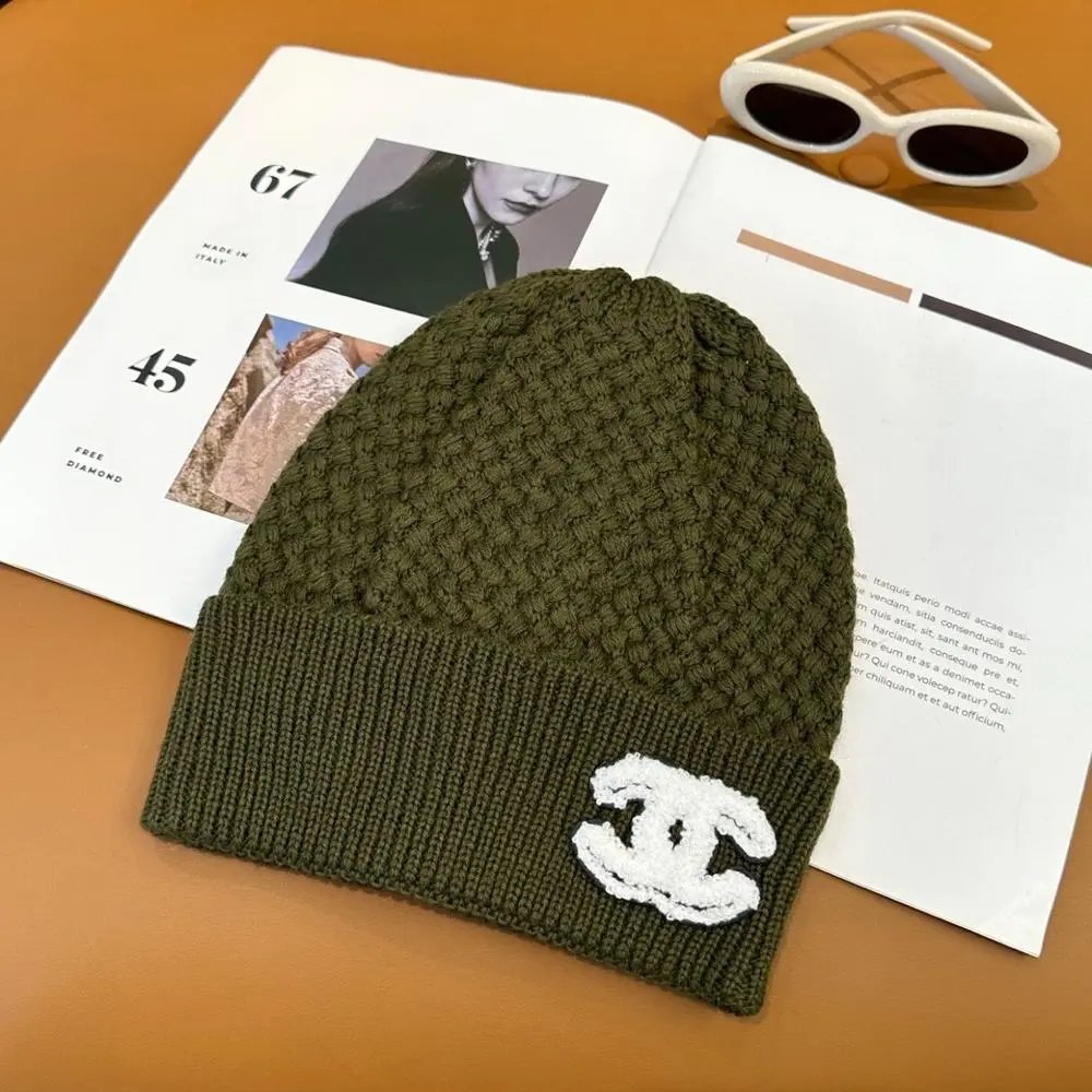 Chanel Hats Knitted beanie with CC logo patch — Style 12