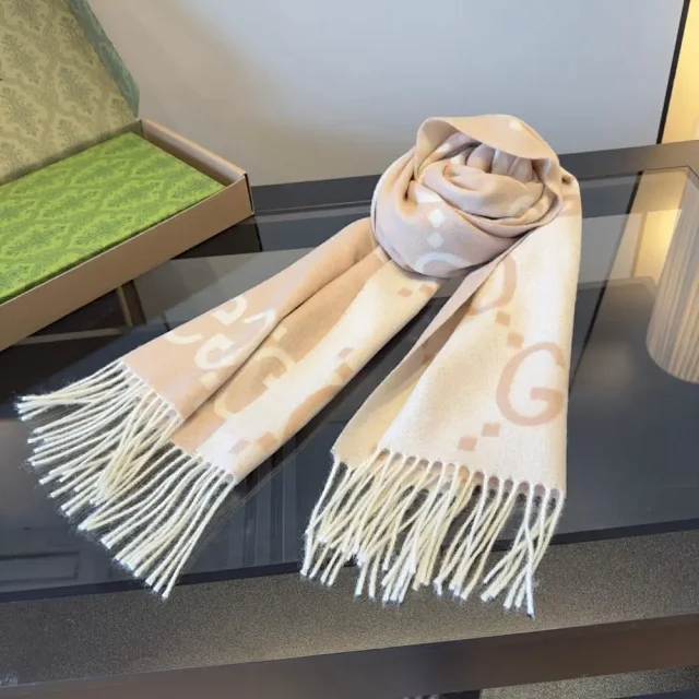 Gucci Scarves GG Monogram Fringed Scarf product detail image 10